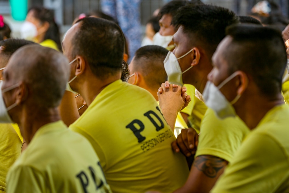 Persons Deprived of Liberty (PDLs) take part in the ’Stations of the Cross’ at the Makati City Jail on April 6, 2023, in observance of Maundy Thursday. 📷: Jonathan Cellona, ABS-CBN News