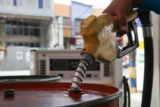 ALAMIN: Malaking oil price hike sa Abril 11