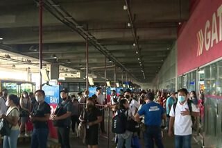 Ilang terminal dinadagsa ng mga pauwi ng Metro Manila