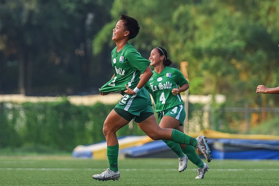 Uaap Football La Salle Women Oust Up For Finals Berth Abs Cbn News 