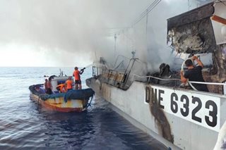 2 hurt as fire sinks fishing boat off Palawan