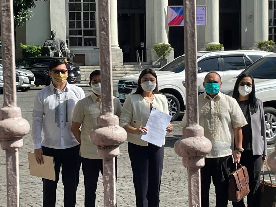 Taguig Mayor Lani Cayetano arrives at the Supreme Court to file a manifestation regarding her city