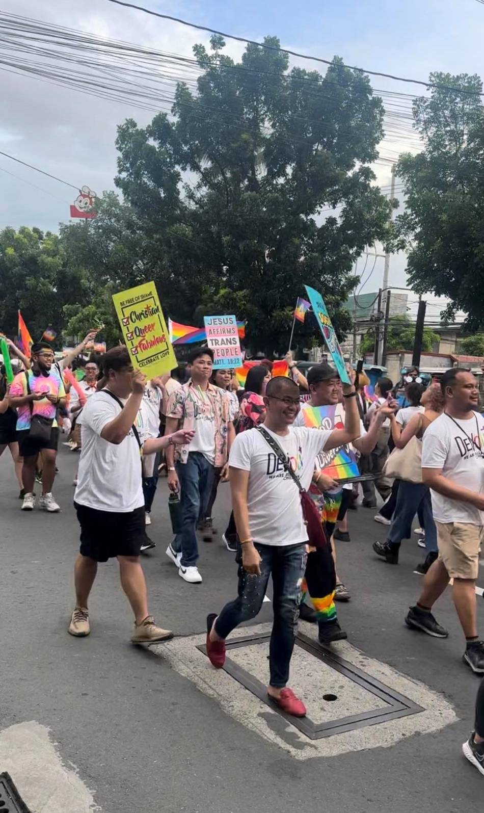 https://sa.kapamilya.com/absnews/abscbnnews/media/2023/life/07/02/pride5-(1).jpg