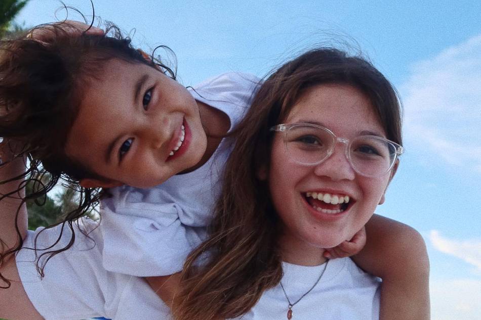 WATCH: Andi Eigenmann's sister Stevie does Q&A with Ellie