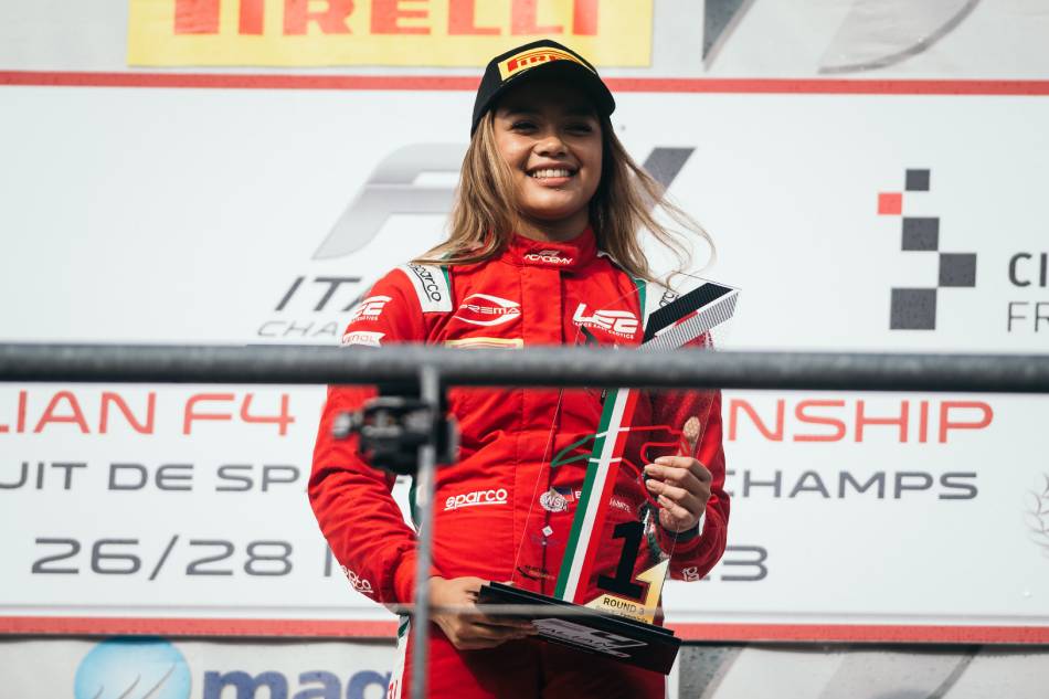 F1 Academy's Chloe Grant on her season so far and the 'crazy' Zandvoort  circuit