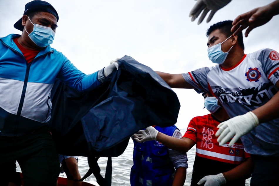 Tumaob Na Bangka Sa Rizal Na Ikinamatay Ng 27 Tao Overloaded Pcg Abs Cbn News 4341