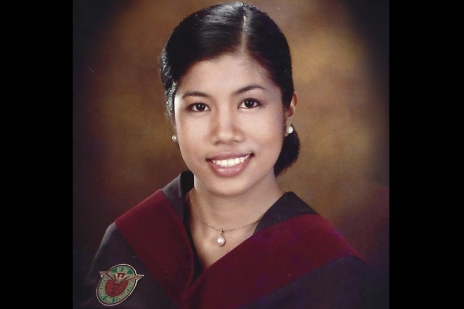Helweena Sadorra, in her early twenties, in her first graduation attempt from the University of the Philippines Diliman in 2004. Courtesy: Helweena Sadorra/Facebook