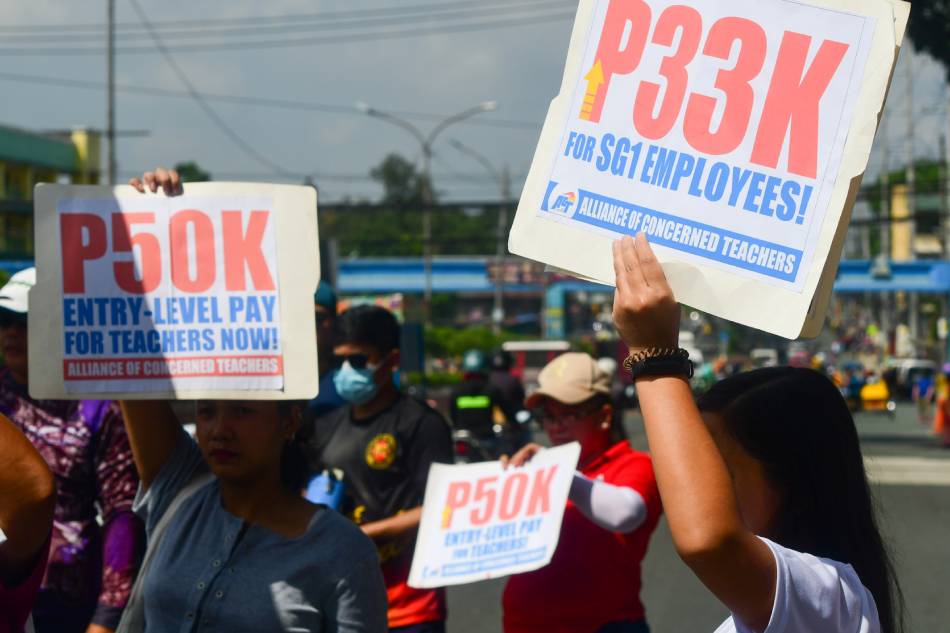 No Pay Hike For Gov T Workers In Proposed 2024 Budget Groups ABS CBN   20230810 Government Salary Protest Md 4 