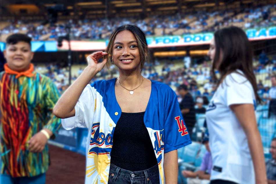 Surprise!!! 🤩 Getting ready to sing the National Anthem for the @dodgers  Filipino Heritage Night!!! 💙⚾️