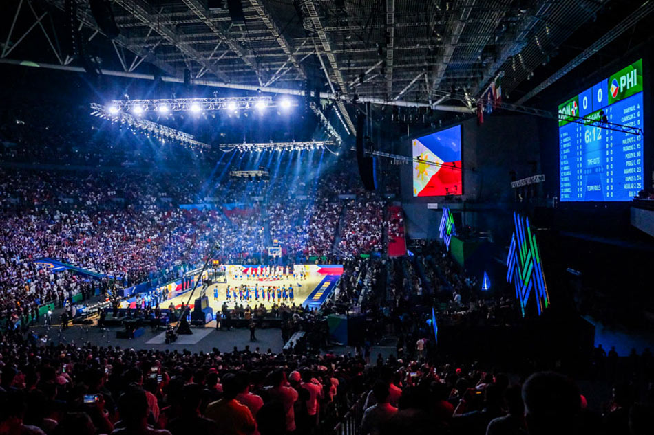 PH sets new FIBA crowd record during Gilas-Dominican Republic game ...