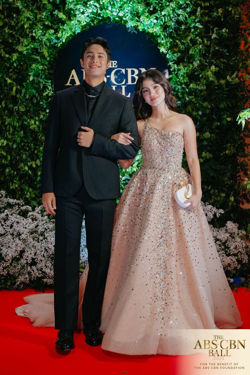 Donny Pangilinan and Belle Mariano at the red carpet