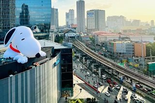 Mall unveils immersive Snoopy exhibit, giant inflatable