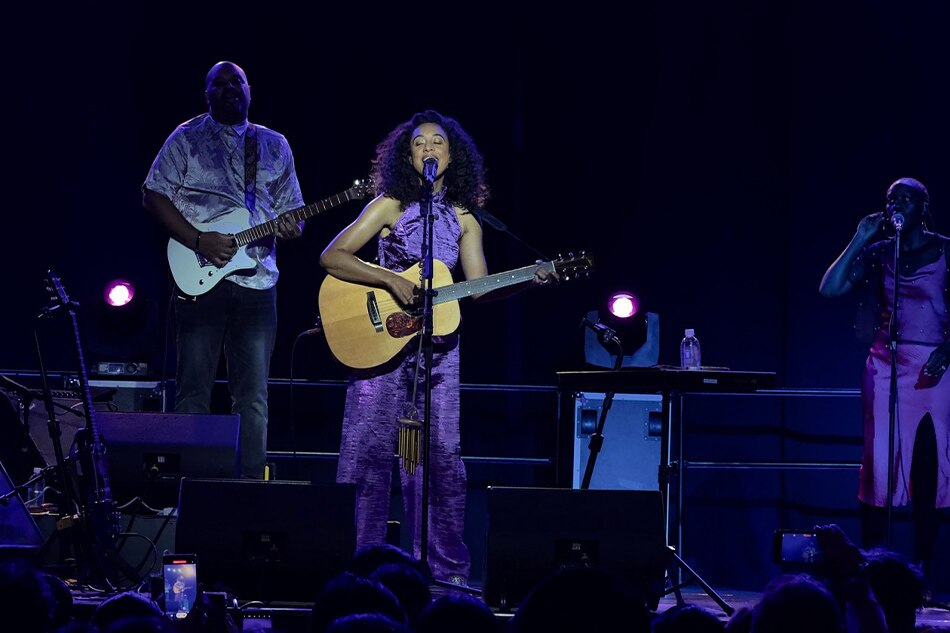 Corinne Bailey Rae performs at the Filinvest Tent, Alabang. Jeeves de Veyra
