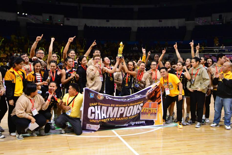 Uaap Ust Women Dethrone Nu Clinch First Title Since ‘06 Abs Cbn News 