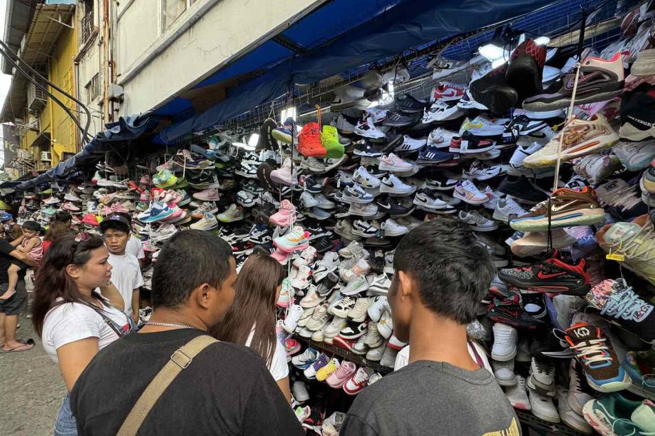 Tanggol Jacket And Other Quiapo Bazaar Finds Abs Cbn News 5683