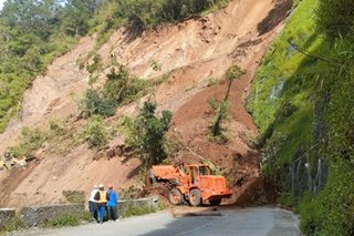 PANOORIN: Pagguho ng lupa sa Banaue-Bontoc Road
