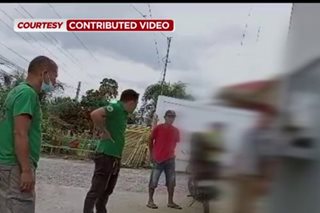 2 vlogger huli dahil sa prank sa gasolinahan sa Davao de Oro