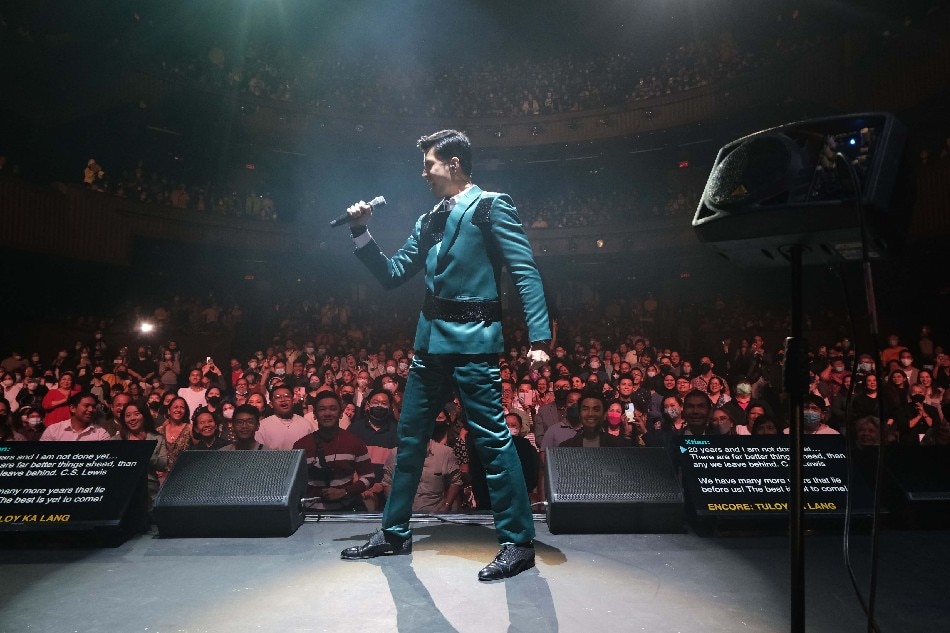 Review: Christian Bautista covers 20 years at concert 8