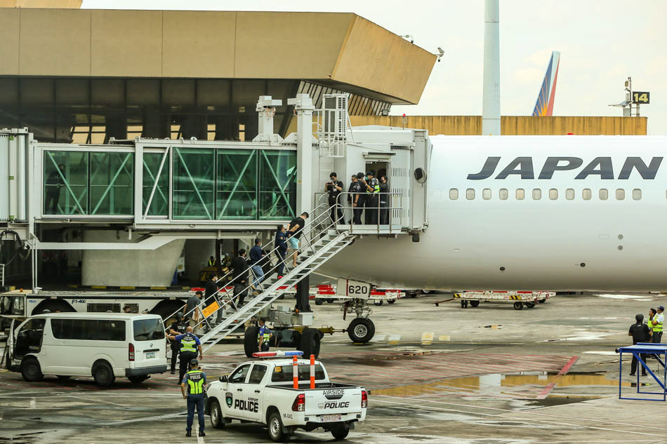 2 Japanese fugitives deported