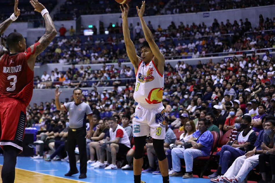 Rain or Shine rookie Gian Mamuyac has barged into the top 10 of All-Star voting. PBA Images