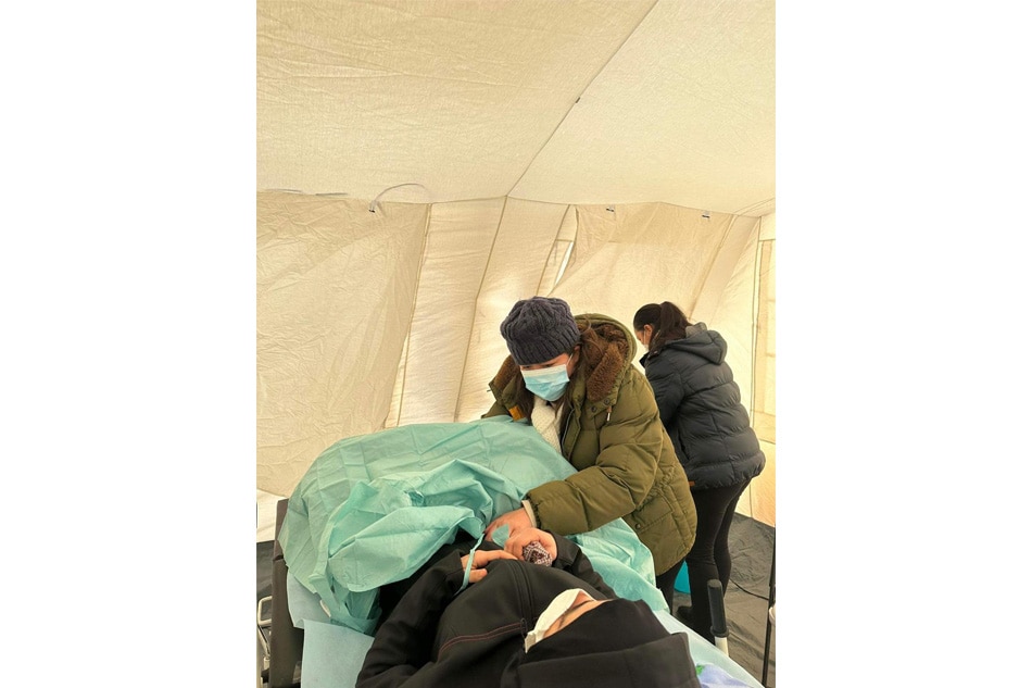 Filipina doctors bring care to Turkey quake victims 1