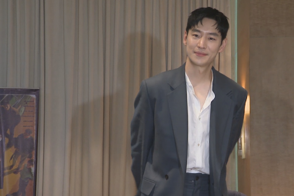 Korean actor Lee Je-hoon open to working on PH project | ABS-CBN News