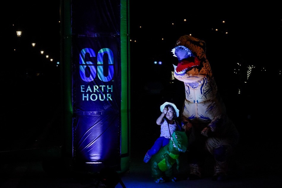 Philippines joins first in-person Earth Hour since pandemic 2