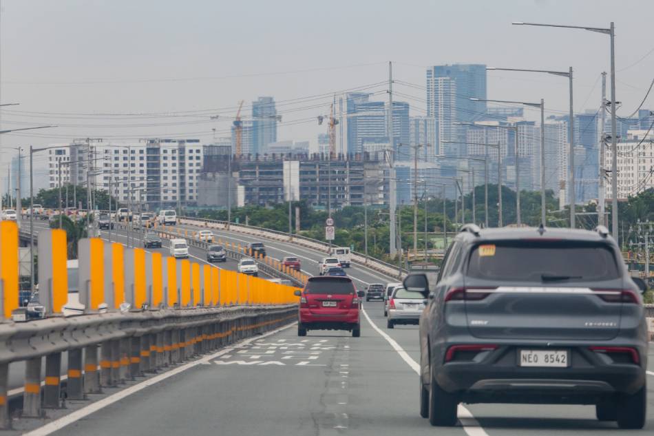 A view of the Metro Manila Skyway in Parañaque City on August 24, 2022. George Calvelo, ABS-CBN News