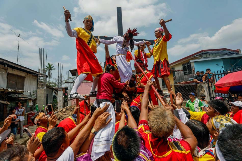 Flagellants in Bulacan reenact Christ’s passion | ABS-CBN News