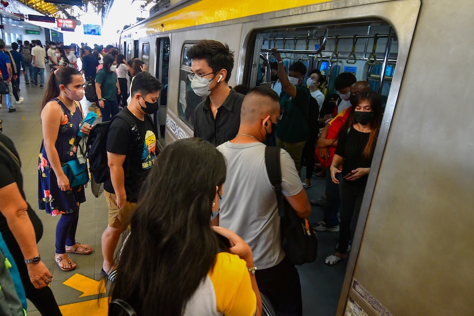 Passengers travel via the LRT-2 Araneta Center-Cubao station in Quezon City. Mark Demayo, ABS-CBN News/File
