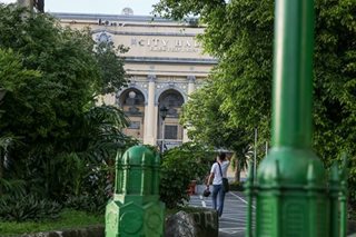 Pagsusuot ng facemask, mahigpit na ipinatutupad sa Manila City Hall 