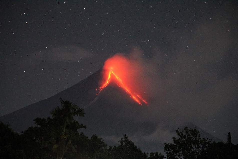 Albay town to evacuate residents amid Mayon unrest Filipino News