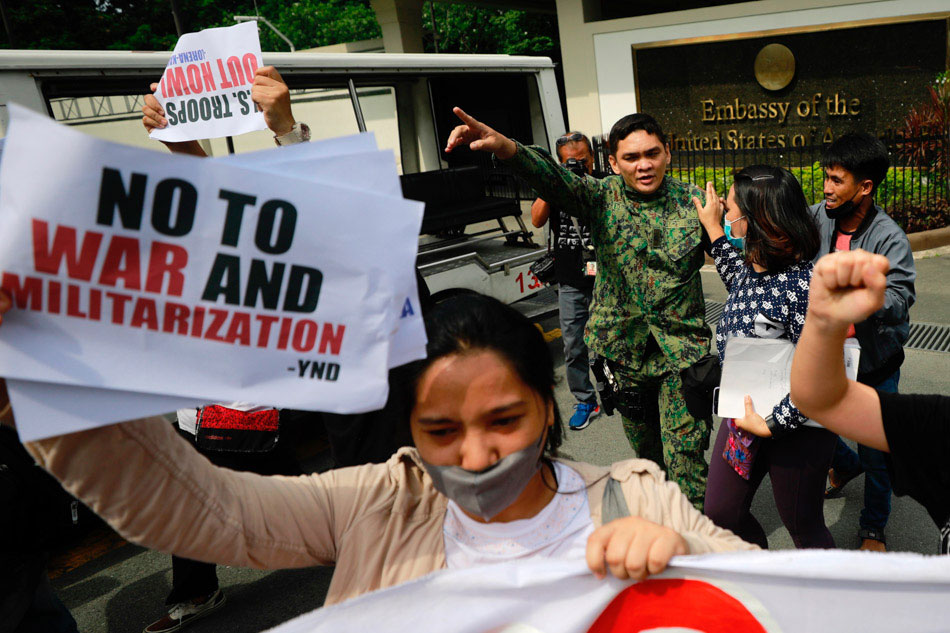 Youth groups hold protest on Philippine-American Friendship Day ...