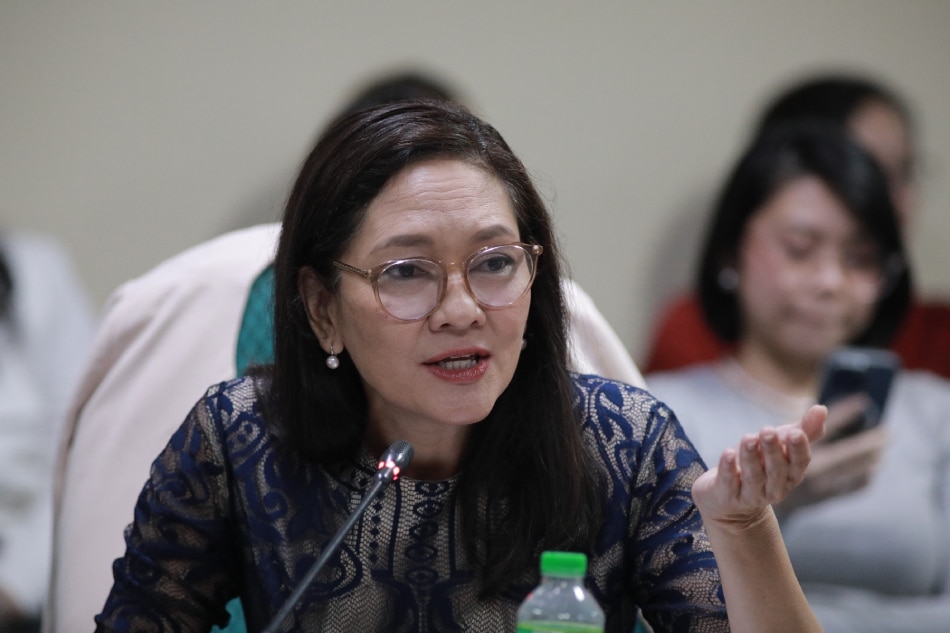 Hontiveros Backs Zubiri's Wage Hike Bill, Appeals For SOGIE Bill ...