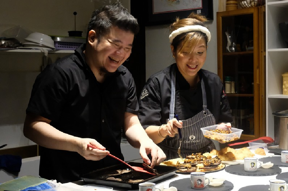 Donatella Chua and chef Sharwin Tee at work. Jeeves de Veyra