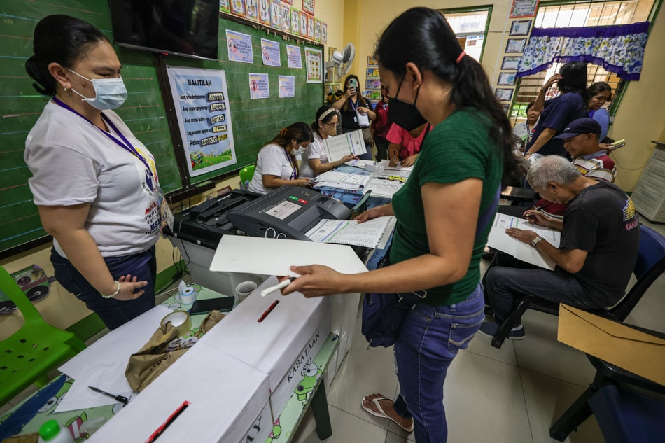 The Commission on Elections holds a mock automated elections in preparation for the coming Barangay and Sangguniang Kabataan elections at the Pasong Tamo School in Quezon City on Aug. 8, 2023. Jire Carreon, ABS-CBN News