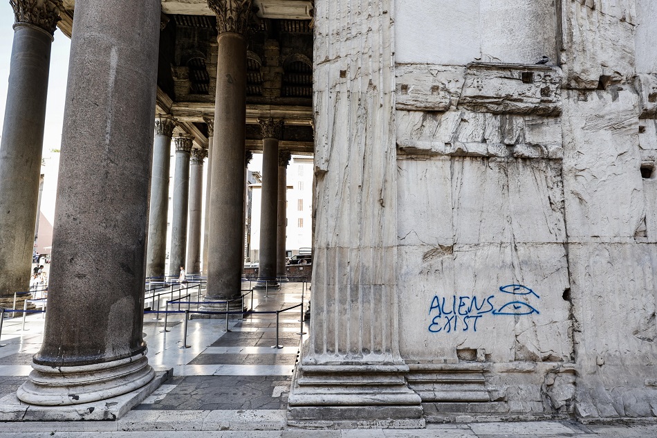 The inscription 