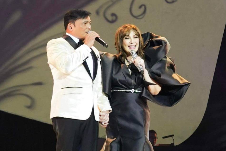Concert review SharonGabby fans cry at 'Dear Heart' ABSCBN News