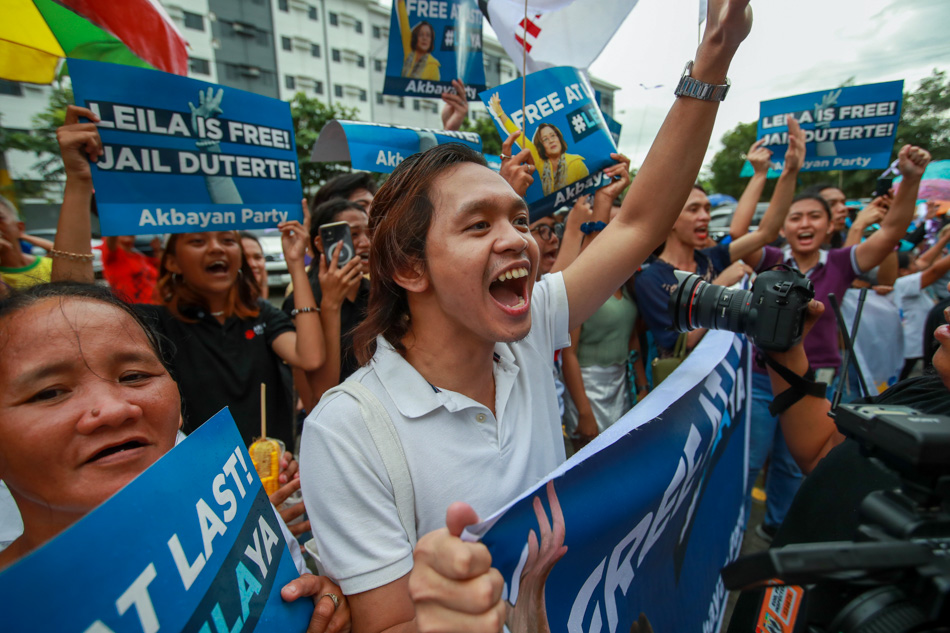 De Lima, free at last 5