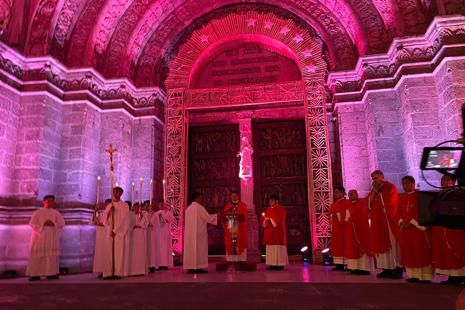 Manila Cathedrals Red Wednesday Mass Highlights Global Persecution