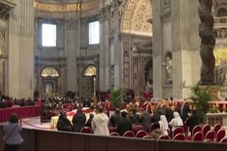 Catholic faithful gather to see Benedict XVI lying in state