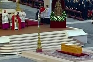 Benedict XVI given tribute in Vatican funeral