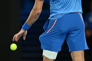 Australian Open players say new tennis balls too 'fluffy'