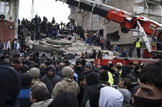 Ilang Pinoy na apektado ng Turkey quake naghihintay ng tulong