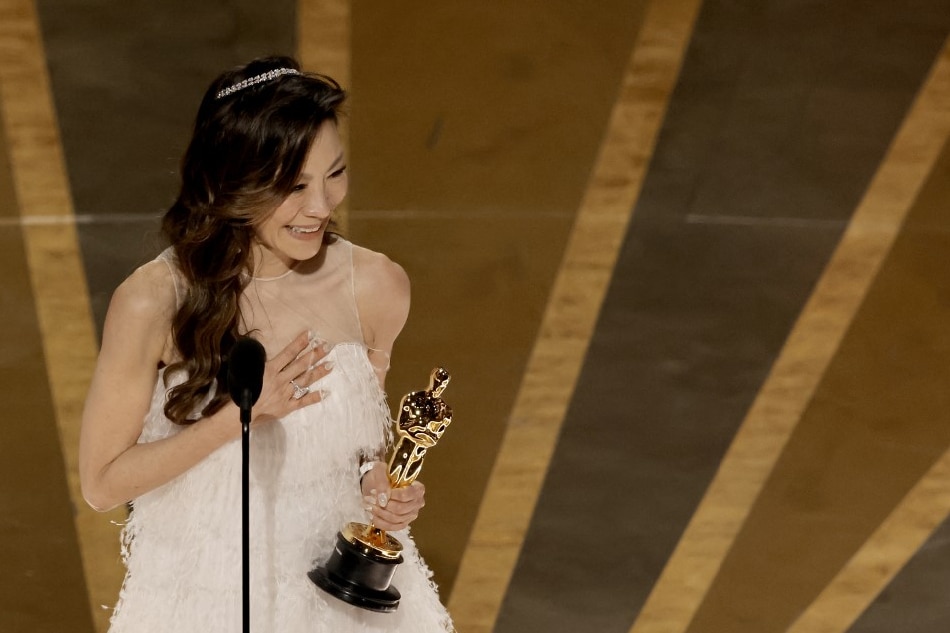 Michelle Yeoh Makes History As First Asian To Win Best Actress Oscar ...