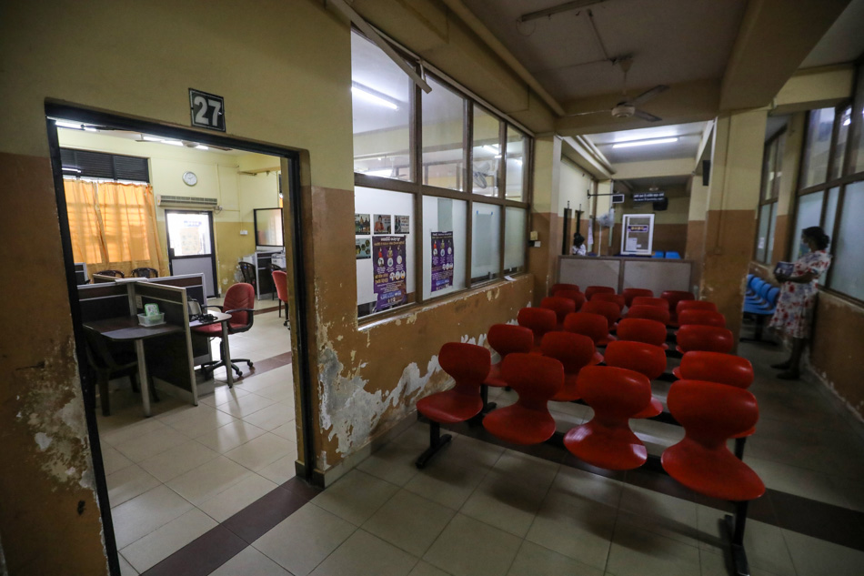 Health workers join striking trade unions