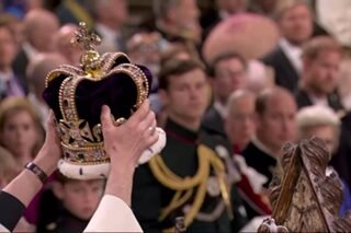 Pinoys sa UK nasilayan ang coronation nina King Charles