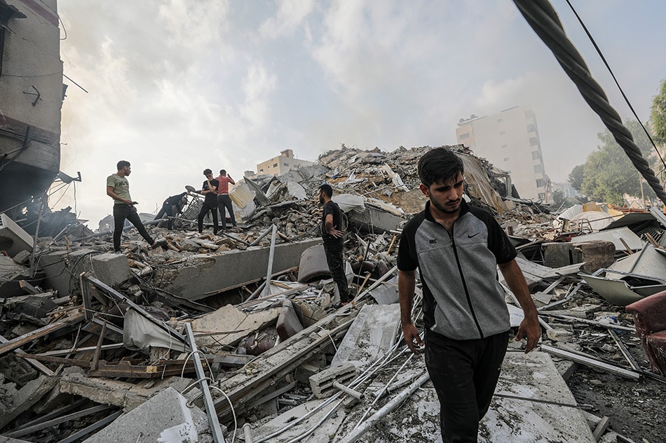 In Gaza, A Desperate Search For Loved Ones Under The Rubble | ABS-CBN News