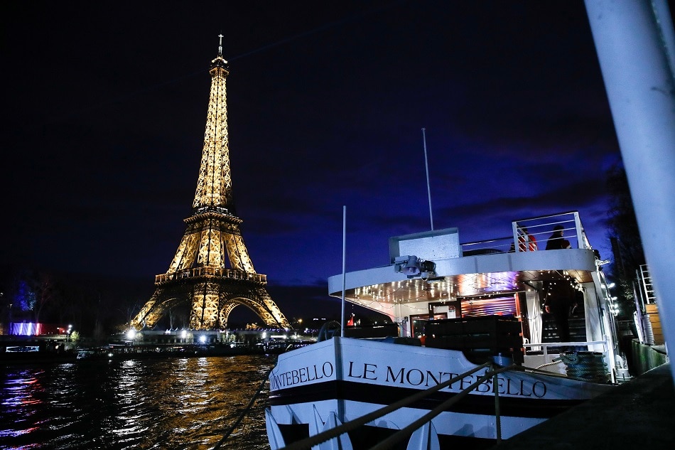 Eiffel Tower Closes As Staff Go On Strike ABS CBN News   122723 Eiffel Tower Epa 