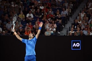 Tennis: Djokovic savors reception at Australian Open